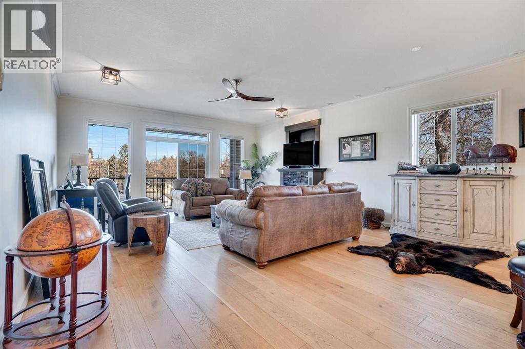 303, 29 N Railway Street N