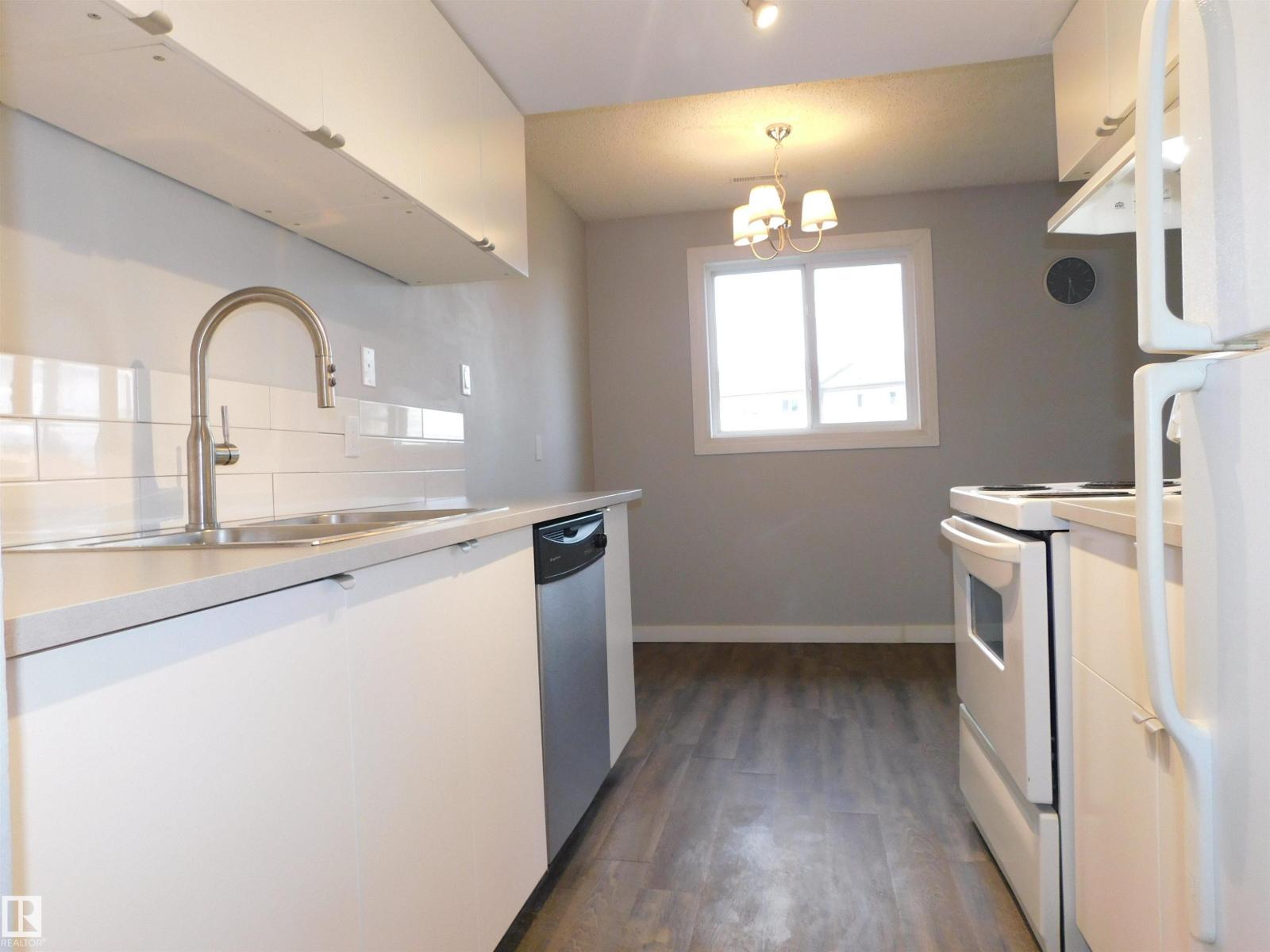 1412 LAKEWOOD RD W NW