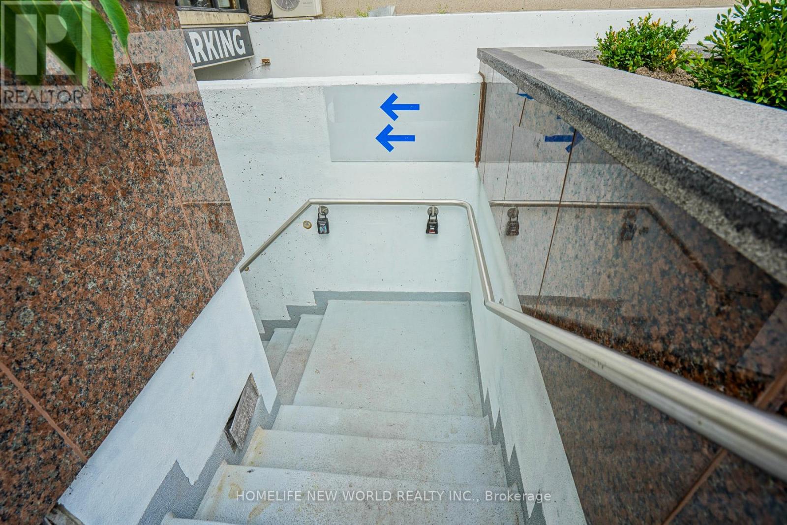 LEVEL 7 - 920 YONGE STREET