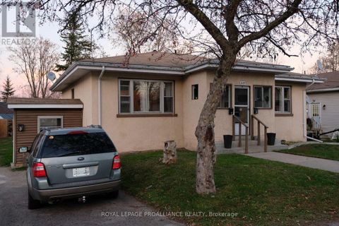 527 FRONT STREET Quinte West (Trenton Ward) ON K8V4R4