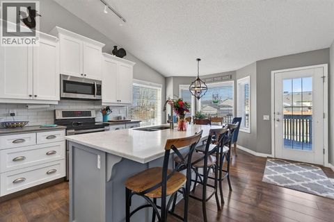 306 West Terrace Place Cochrane AB T4C1S3