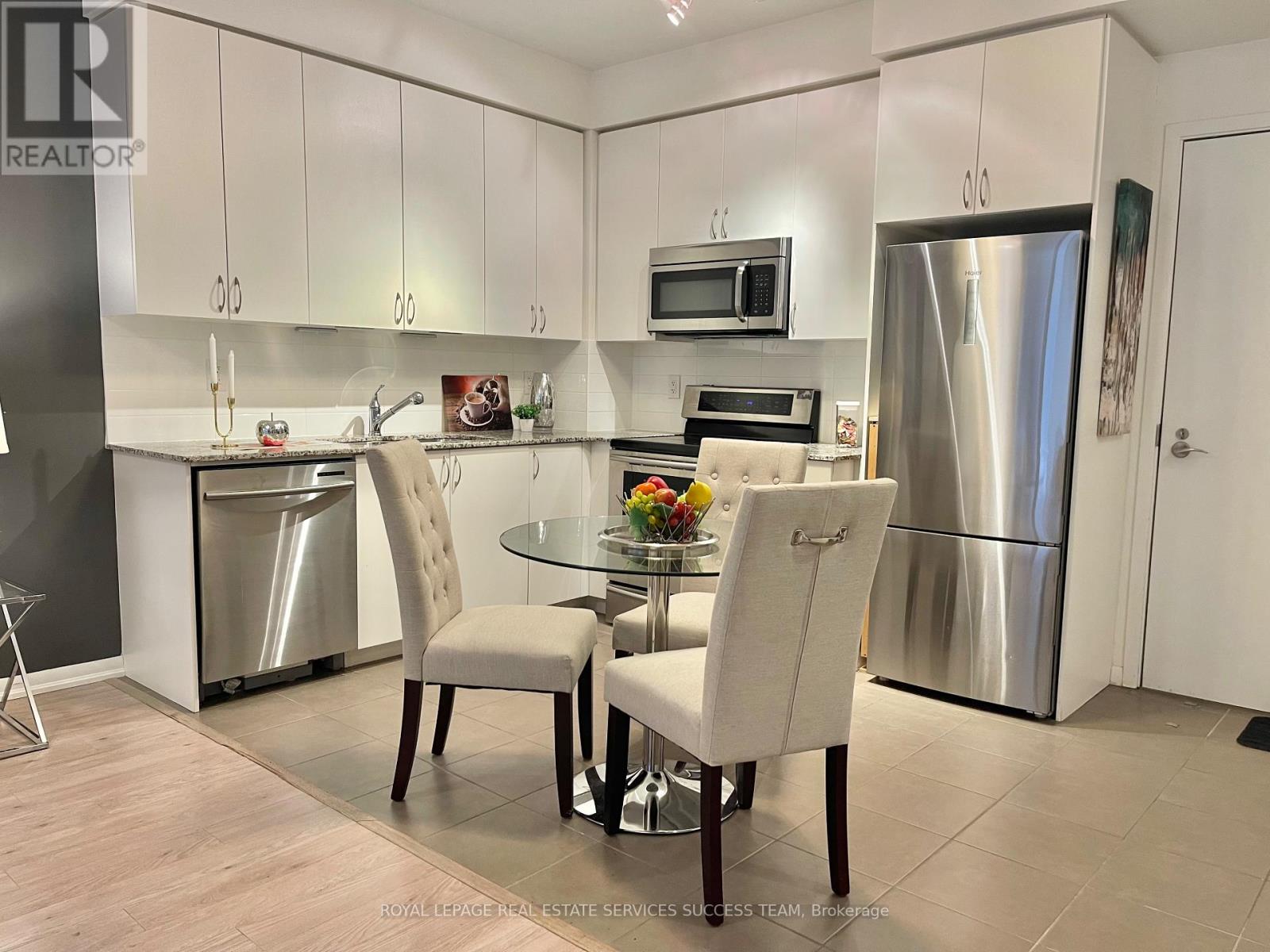 241 - 36 VIA BAGNATO STREET