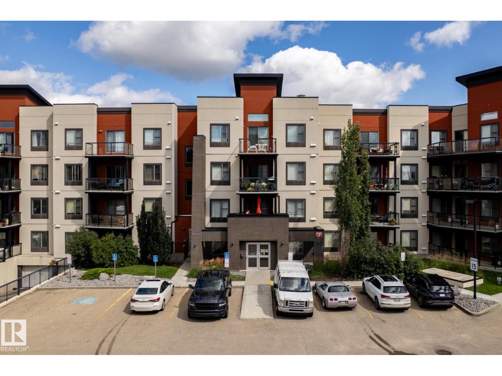 #105 304 AMBLESIDE LINK LI SW