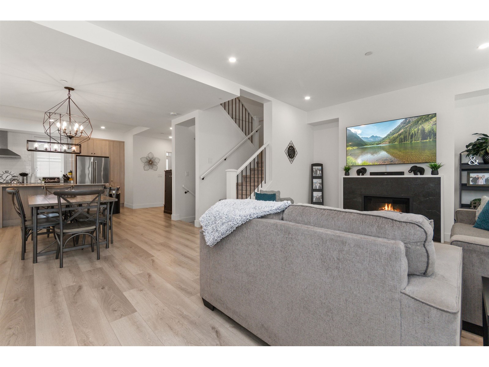 141 46211 PROMONTORY ROAD|Sardis South