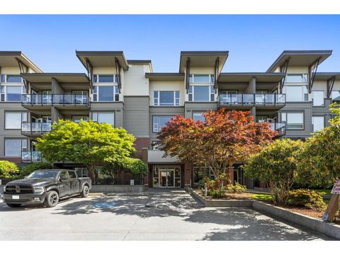 203 33539 HOLLAND AVENUE Abbotsford BC V2S0C6