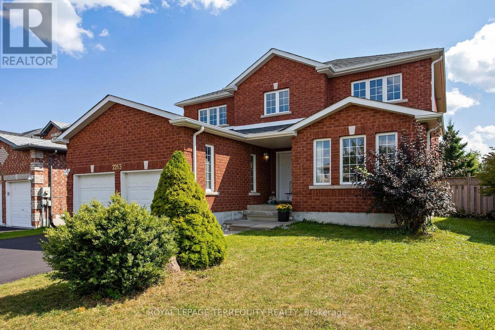 Photo 1 of 30 — 2263 Jack Crescent, Innisfil, ON L9S2C7