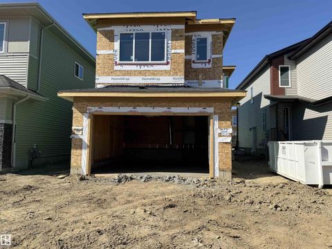 8916 MAYDAY WY SW Edmonton AB T6X3E9