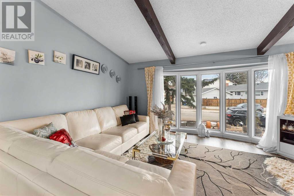 56 Templewood Road NE