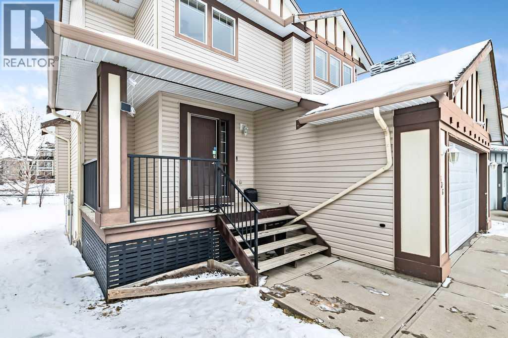 336 Willowbrook Close NW