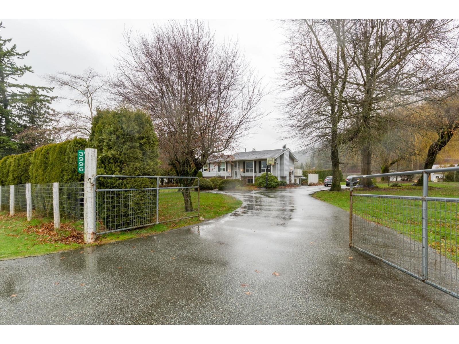 3996 ECKERT STREET|Yarrow