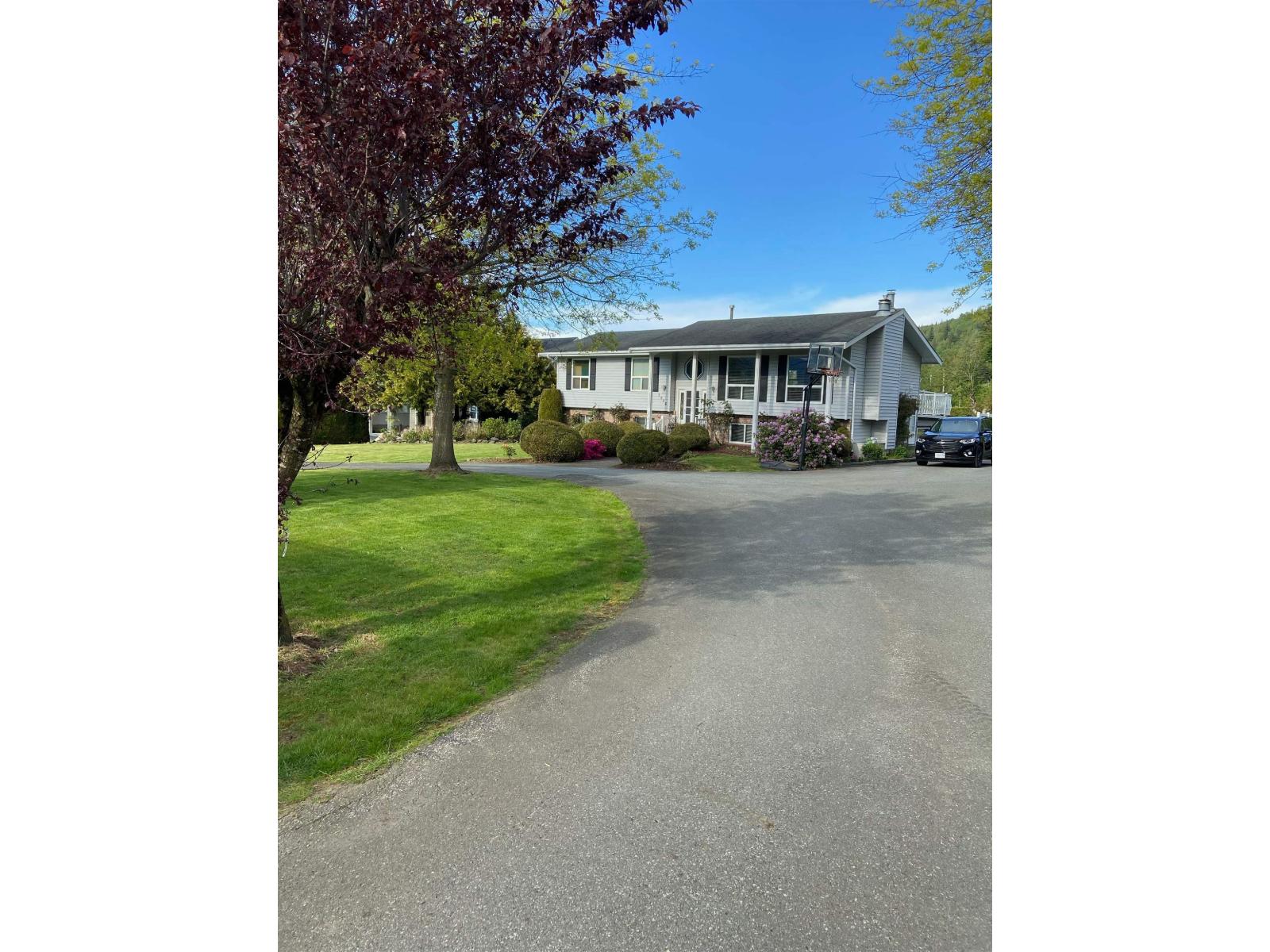 3996 ECKERT STREET|Yarrow