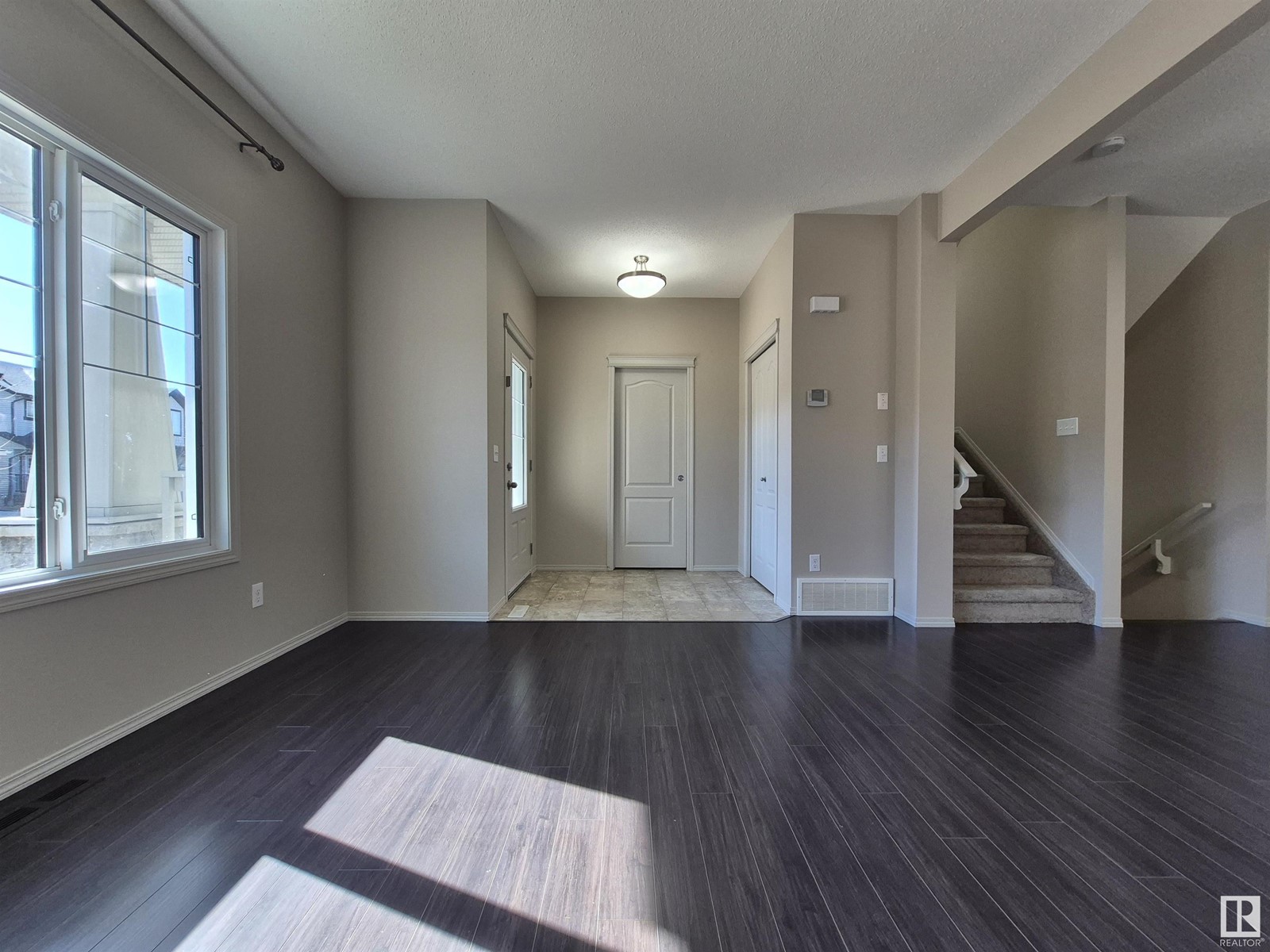 4014 ALEXANDER WY SW