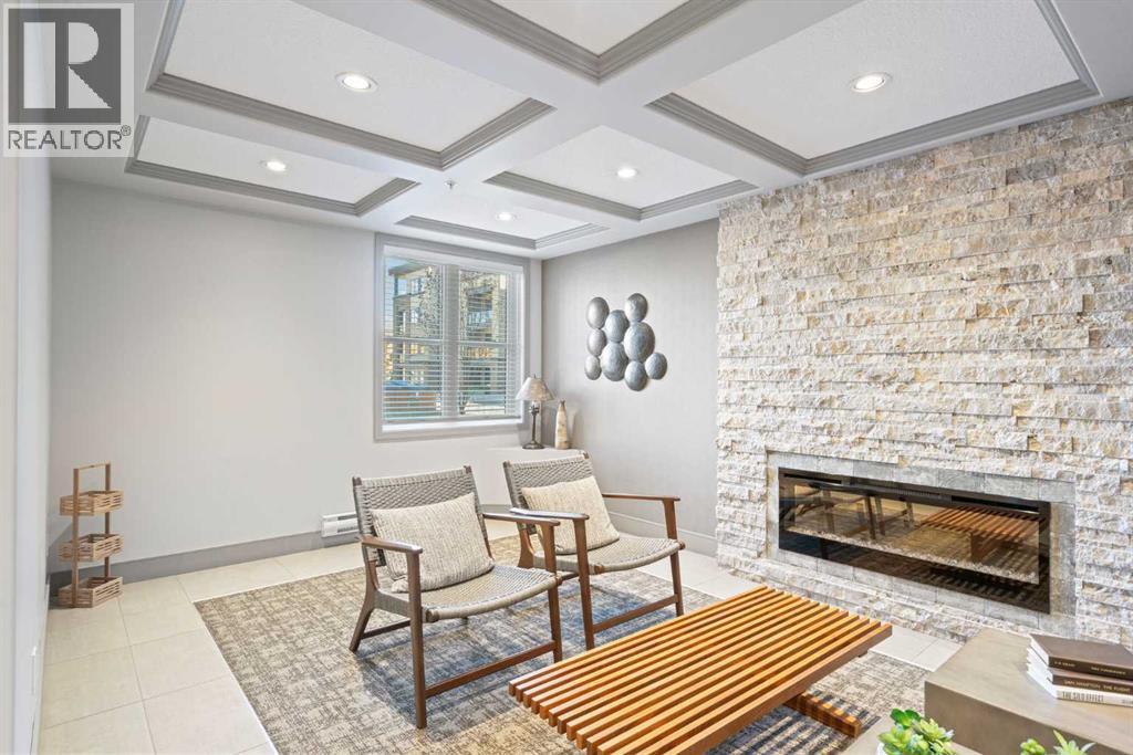 2204, 80 Greenbriar Place NW