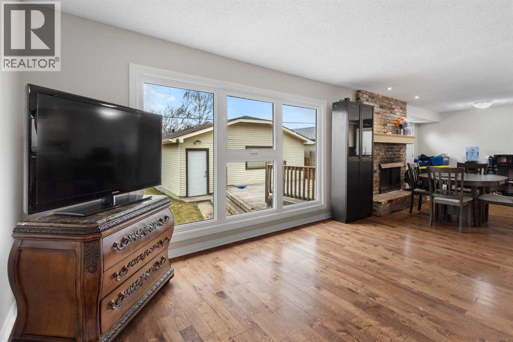 107 Woodbine Boulevard SW