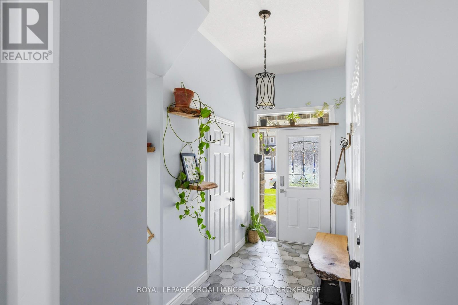 318 JANETTE STREET