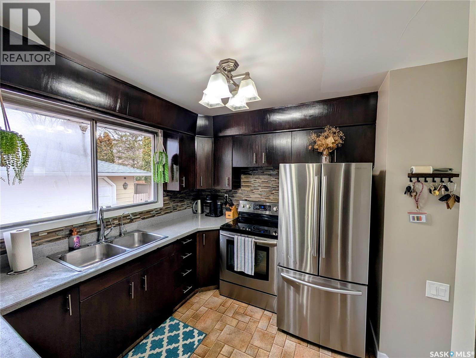 24 Dryburgh CRESCENT