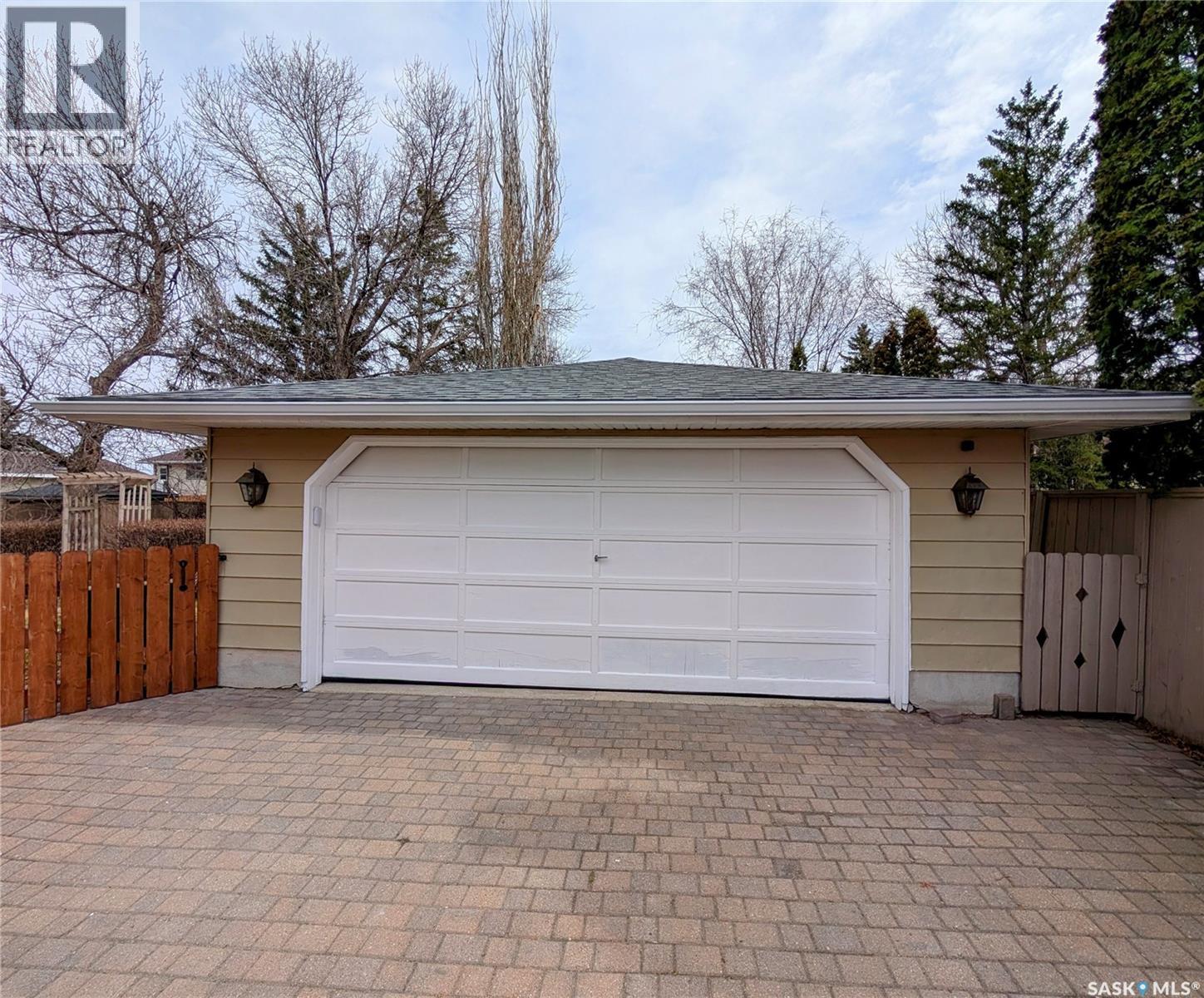 24 Dryburgh CRESCENT