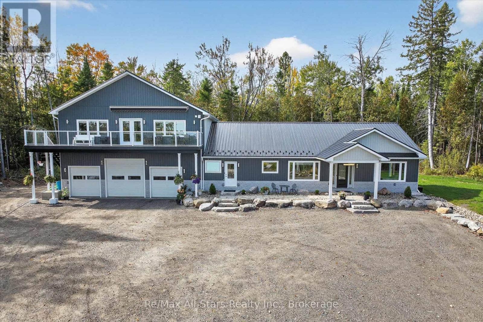 9 LYTLE LANE