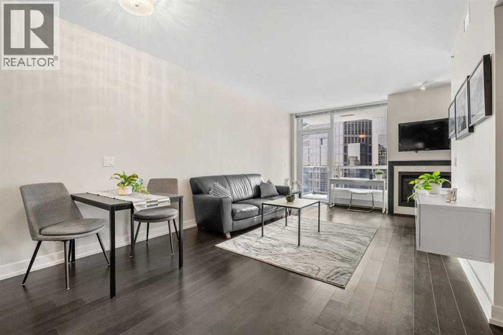 1526, 222 Riverfront Avenue SW