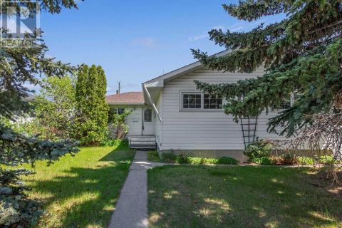 6116 Buckthorn Road NW Calgary AB T2K2Z1