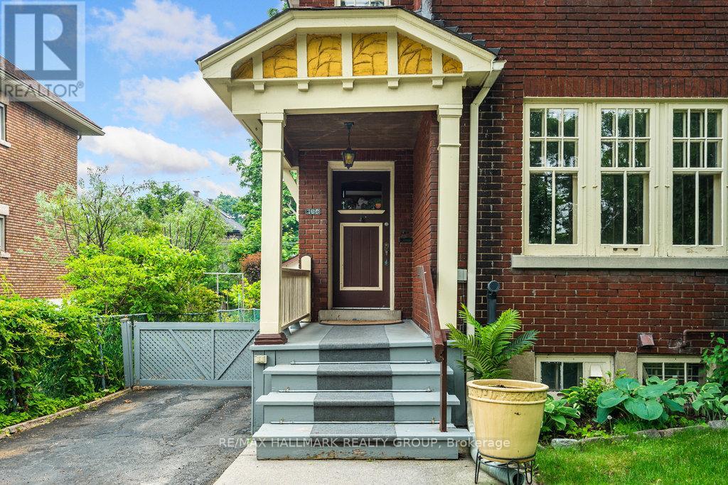 386-388 FIRST AVENUE