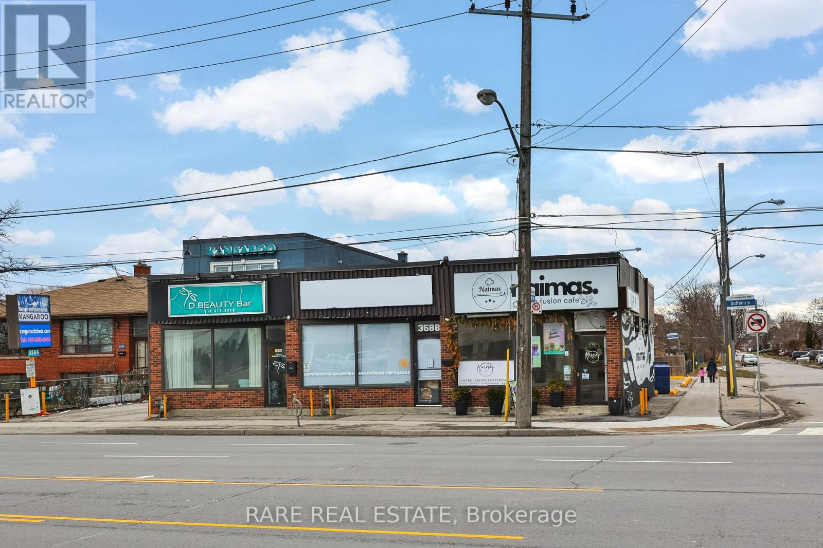 3588 DUFFERIN STREET