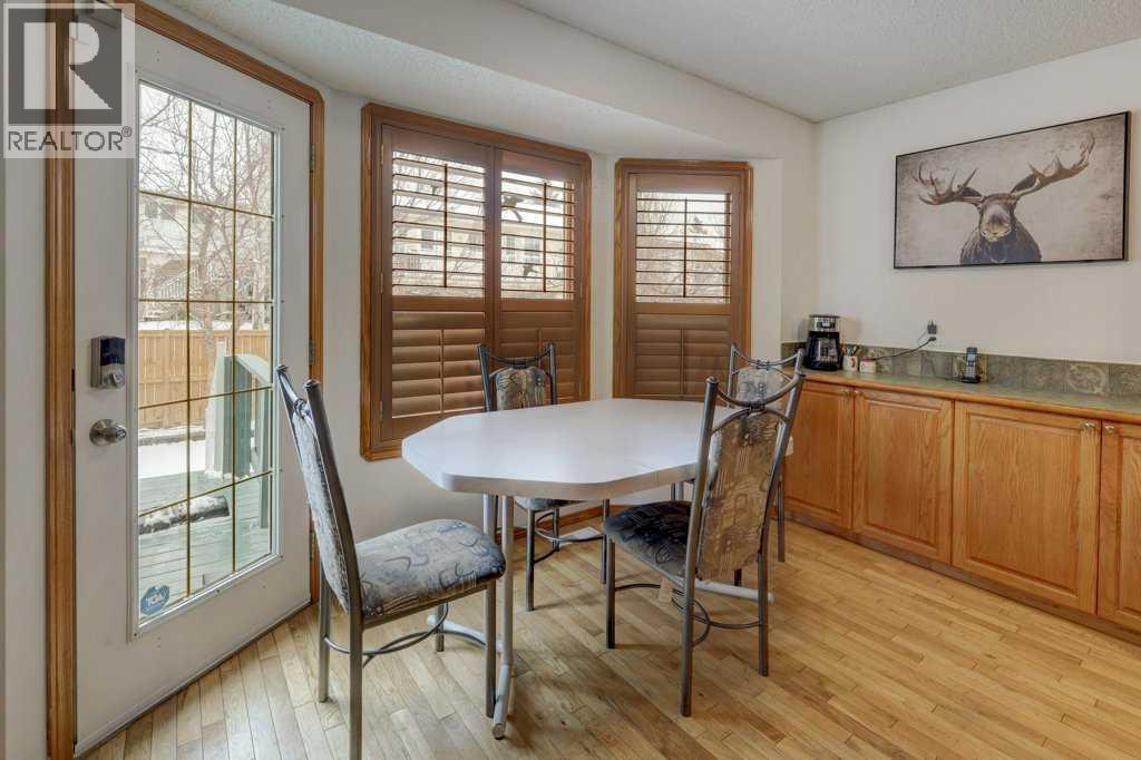 182 Harvest Creek Close NE