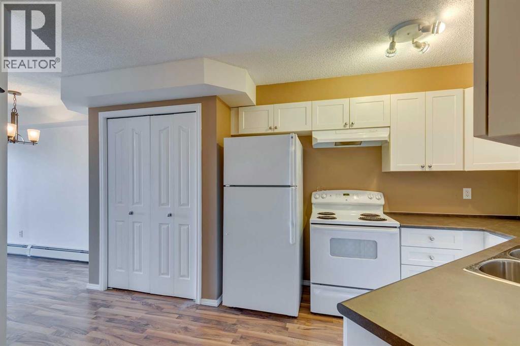 1413, 60 Panatella Street NW