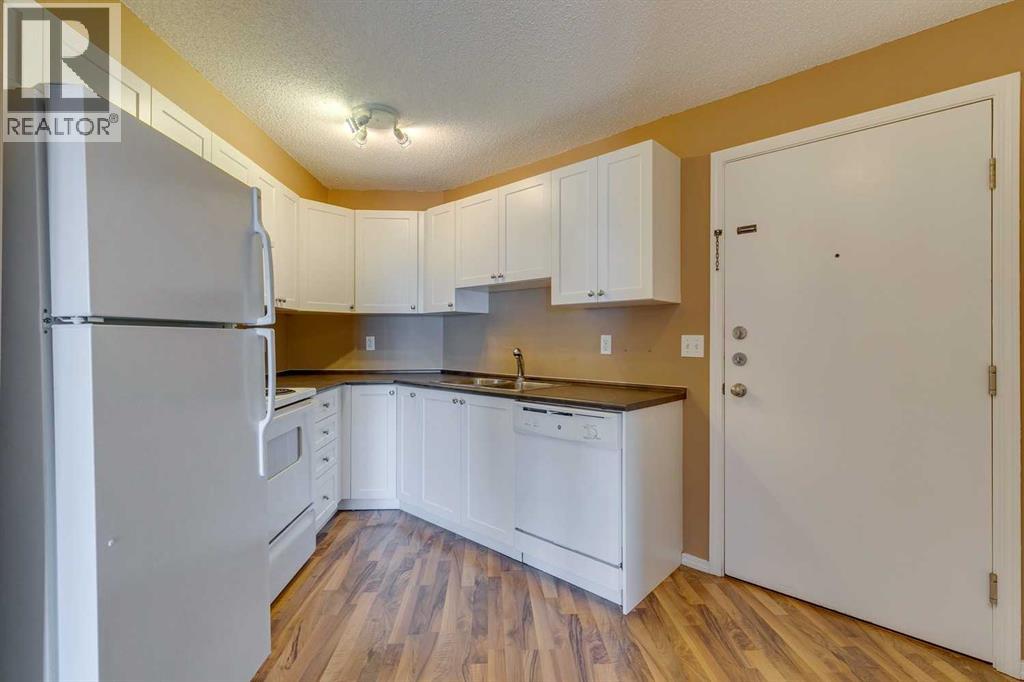 1413, 60 Panatella Street NW