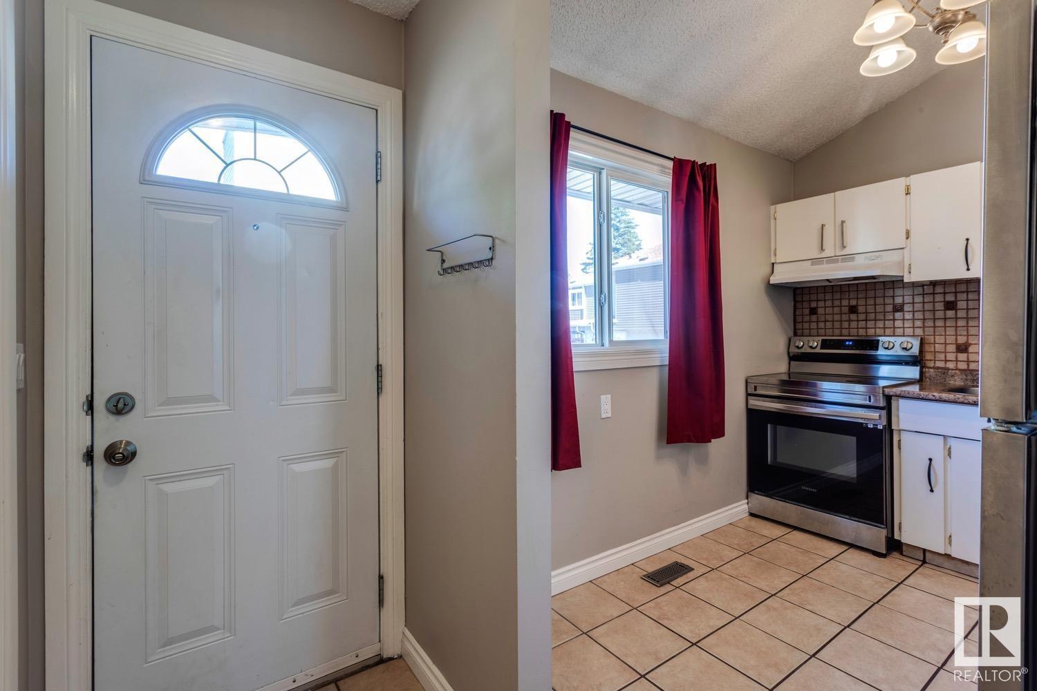 5620 19A AV NW