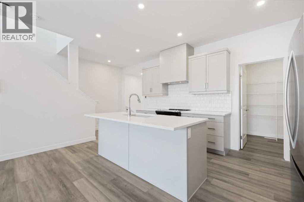 3 Legacy Glen Rise SE