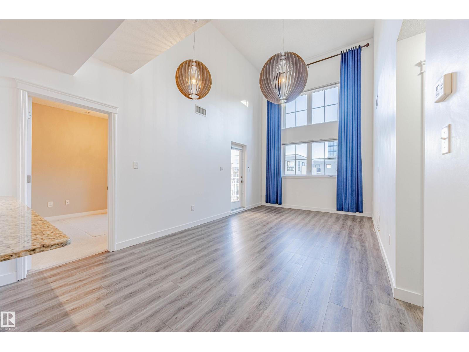 #609 10333 112 ST NW