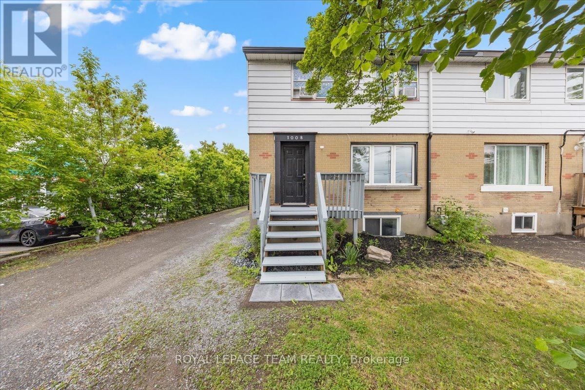 1008 ST. LAURENT BOULEVARD