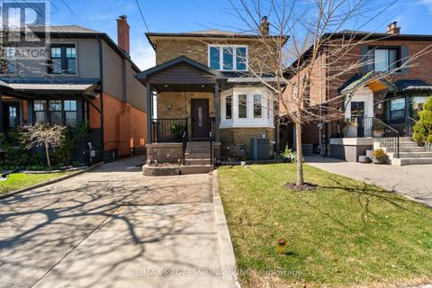 82 FIFTH STREET Toronto (New Toronto) ON M8V2Z3