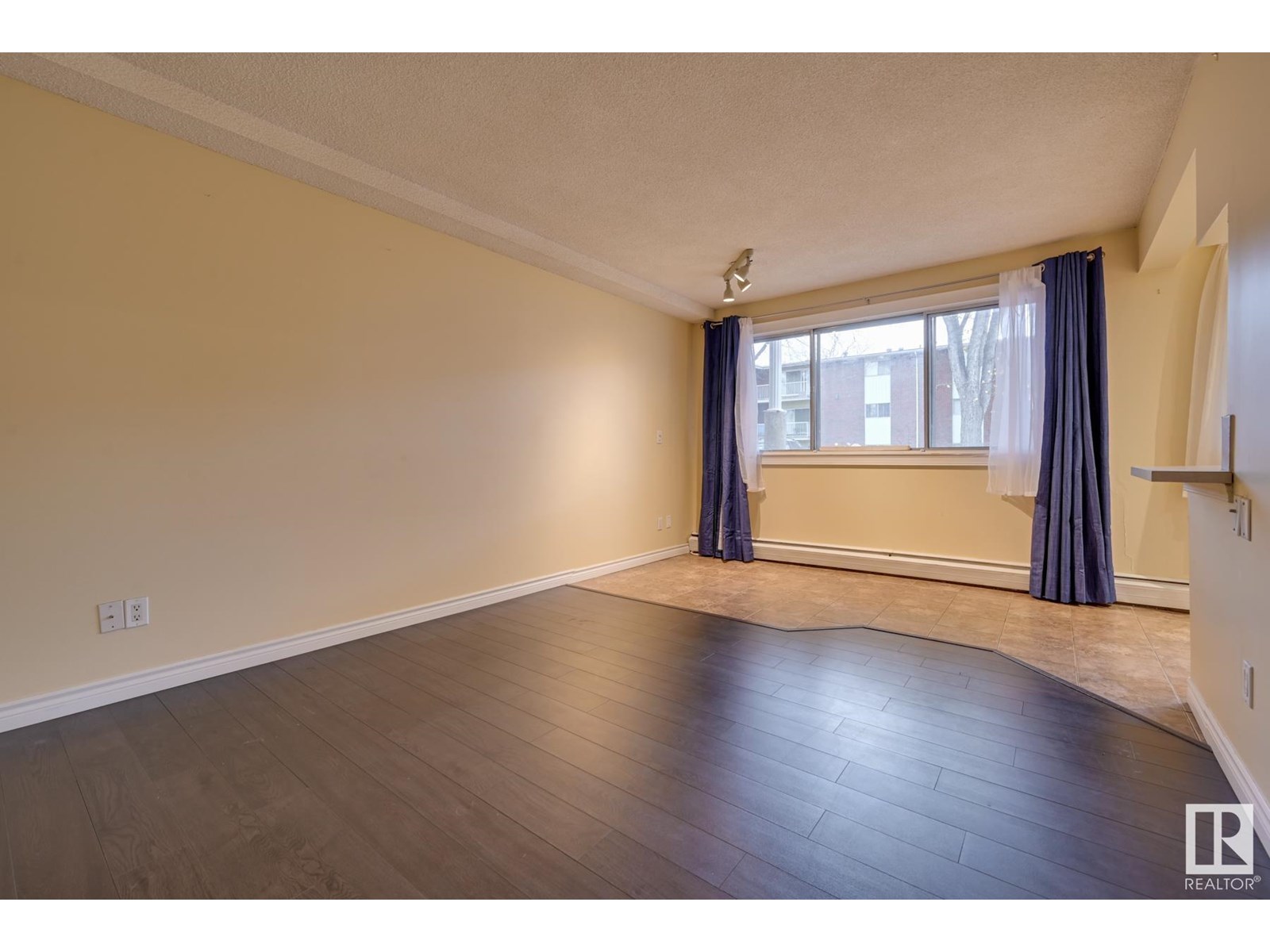 #105 10621 79 AV NW