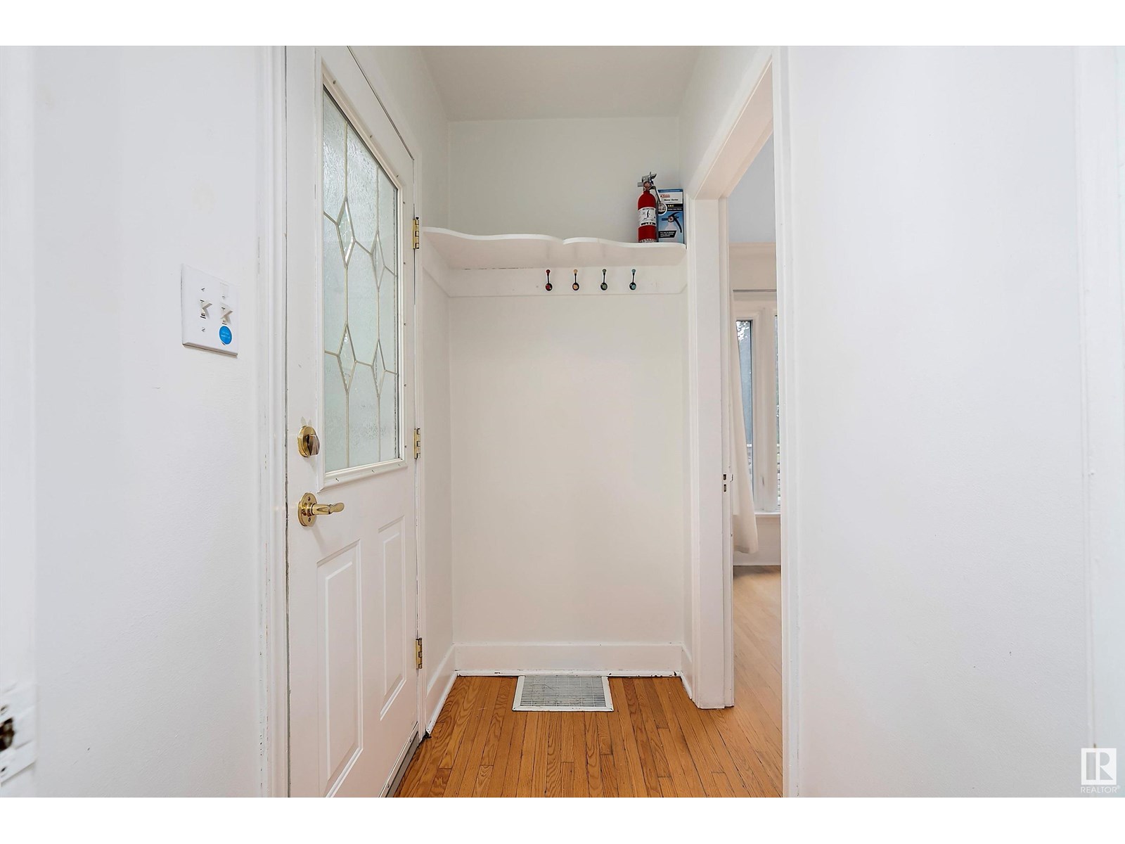 11126 80 AV NW
