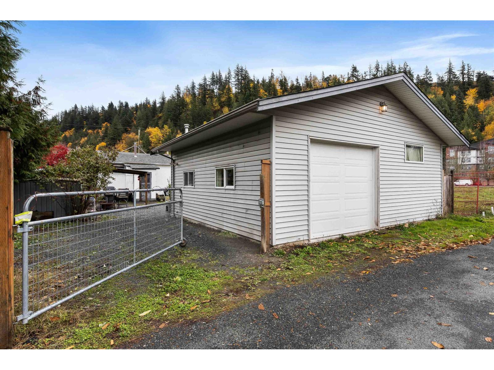 5491 VIOLA STREET|Vedder Crossing