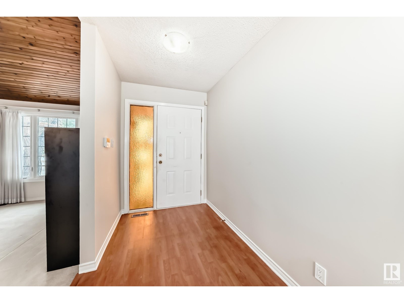 2509 106A ST NW