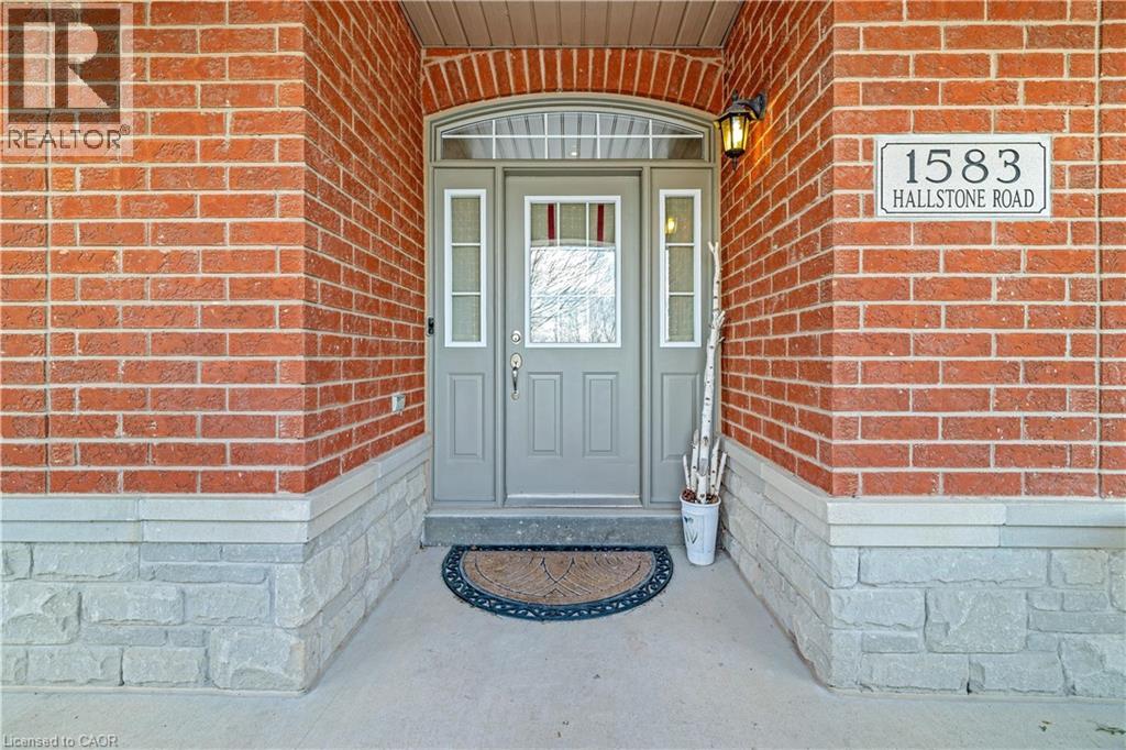 1583 HALLSTONE Road