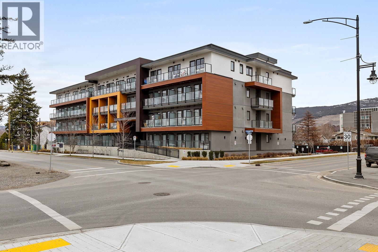 345 Dougall Road N Unit# 327