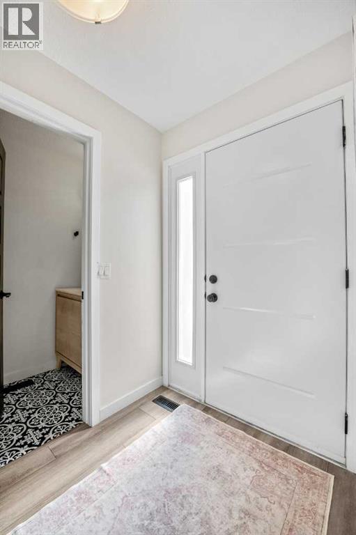 19, 330 Canterbury Drive SW