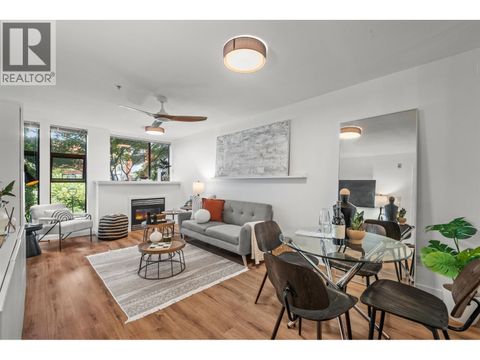 305 305 LONSDALE AVENUE North Vancouver BC V7M3G3