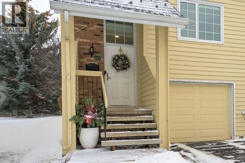 344 Point Mckay Gardens NW Calgary AB T3B4V8