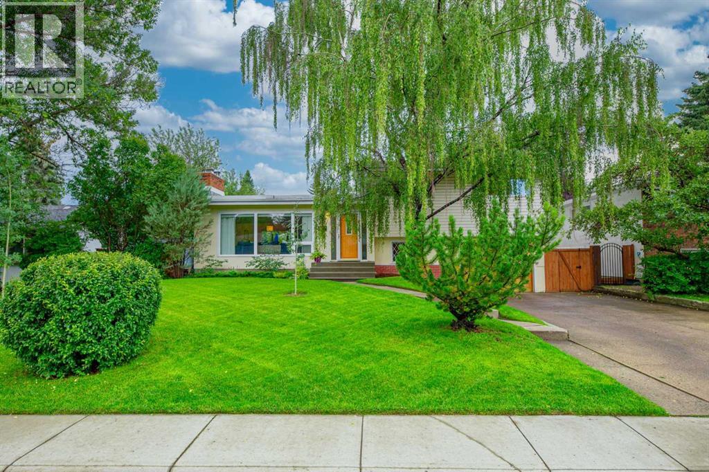 13 Hallbrook Drive SW