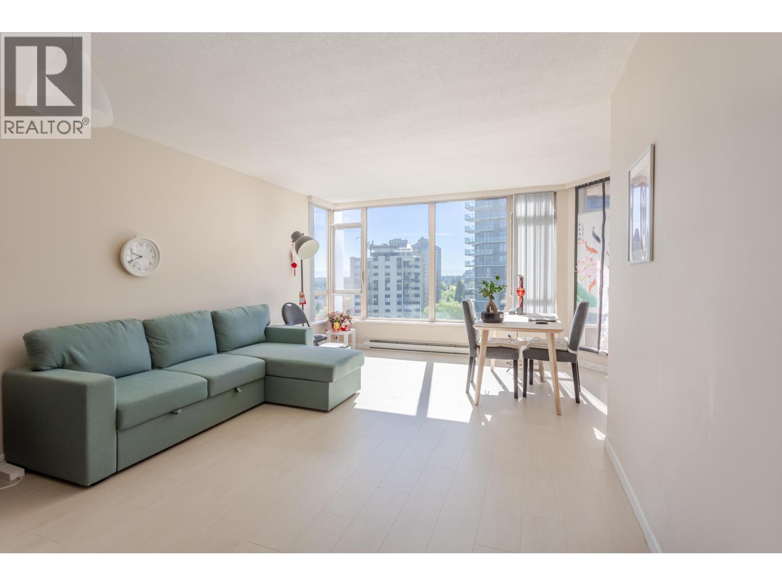 1202 4689 HAZEL STREET