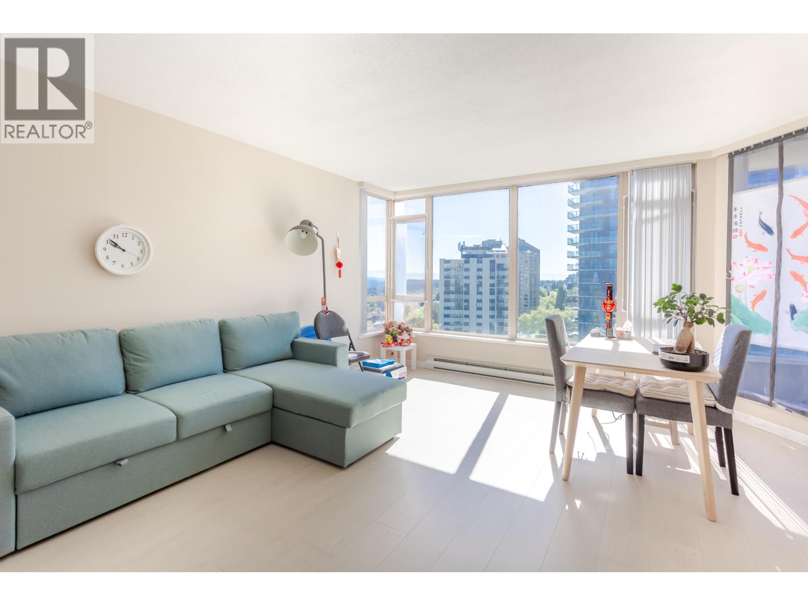 1202 4689 HAZEL STREET