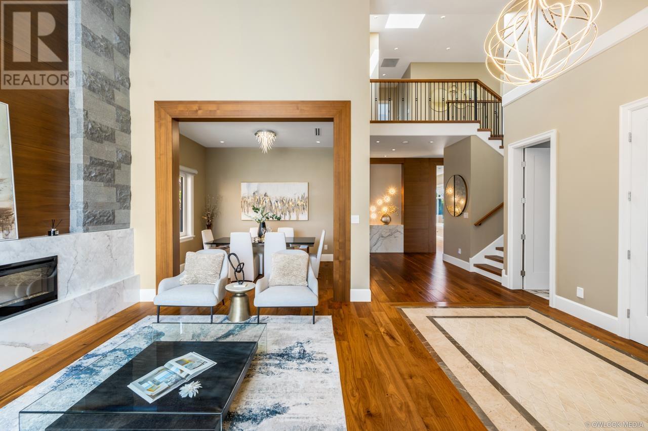 8180 SUNNYWOOD DRIVE