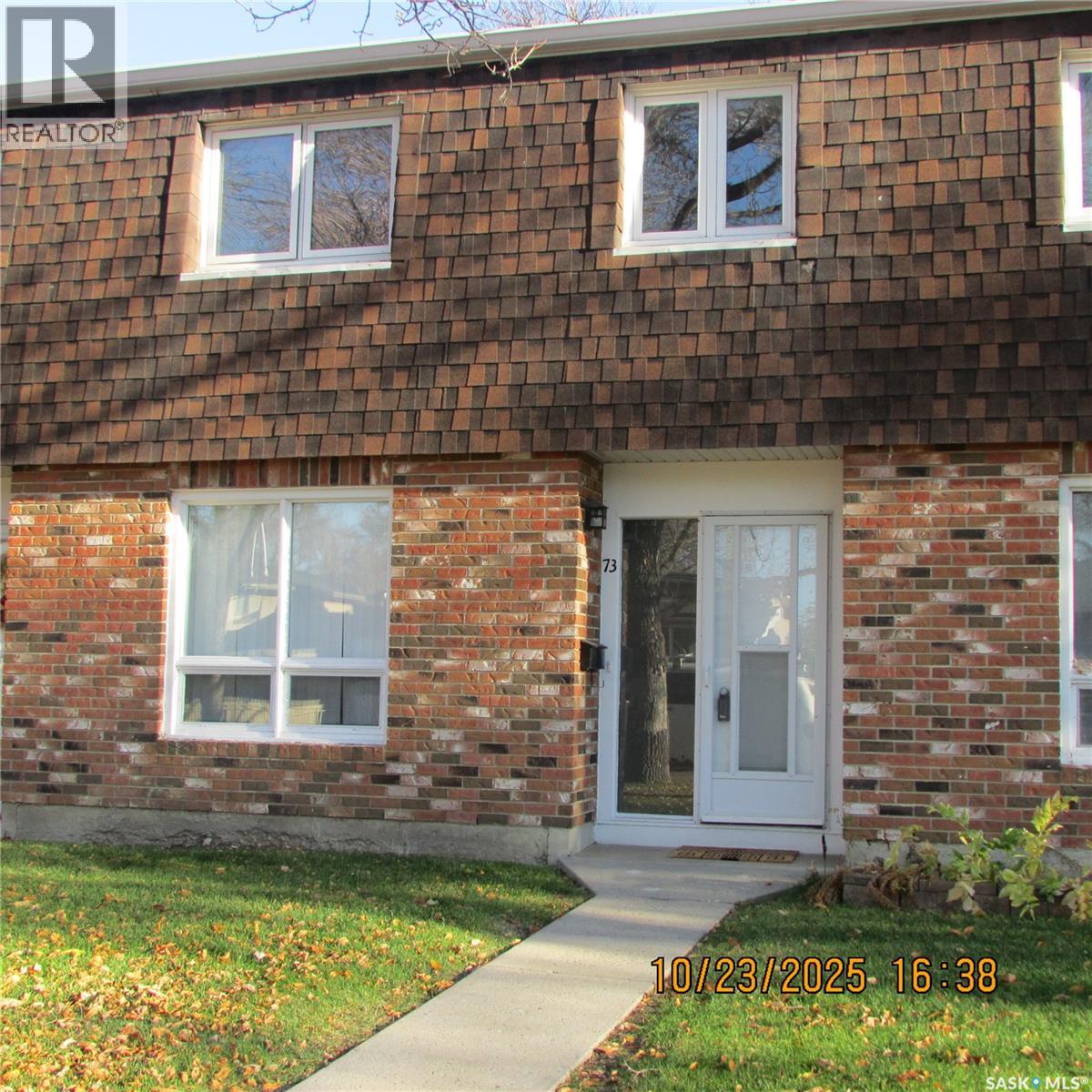 73 Spruceview ROAD