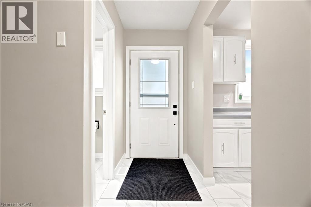 175 SIEBERT Avenue Unit# 9