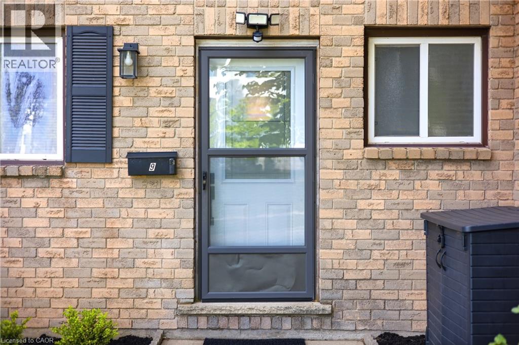 175 SIEBERT Avenue Unit# 9